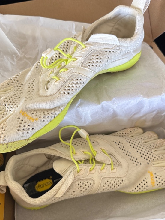 BRAND NEW Vibram Five Fingers KMD EVO Ivory / Lime Green Men’s EU 42 main image 4